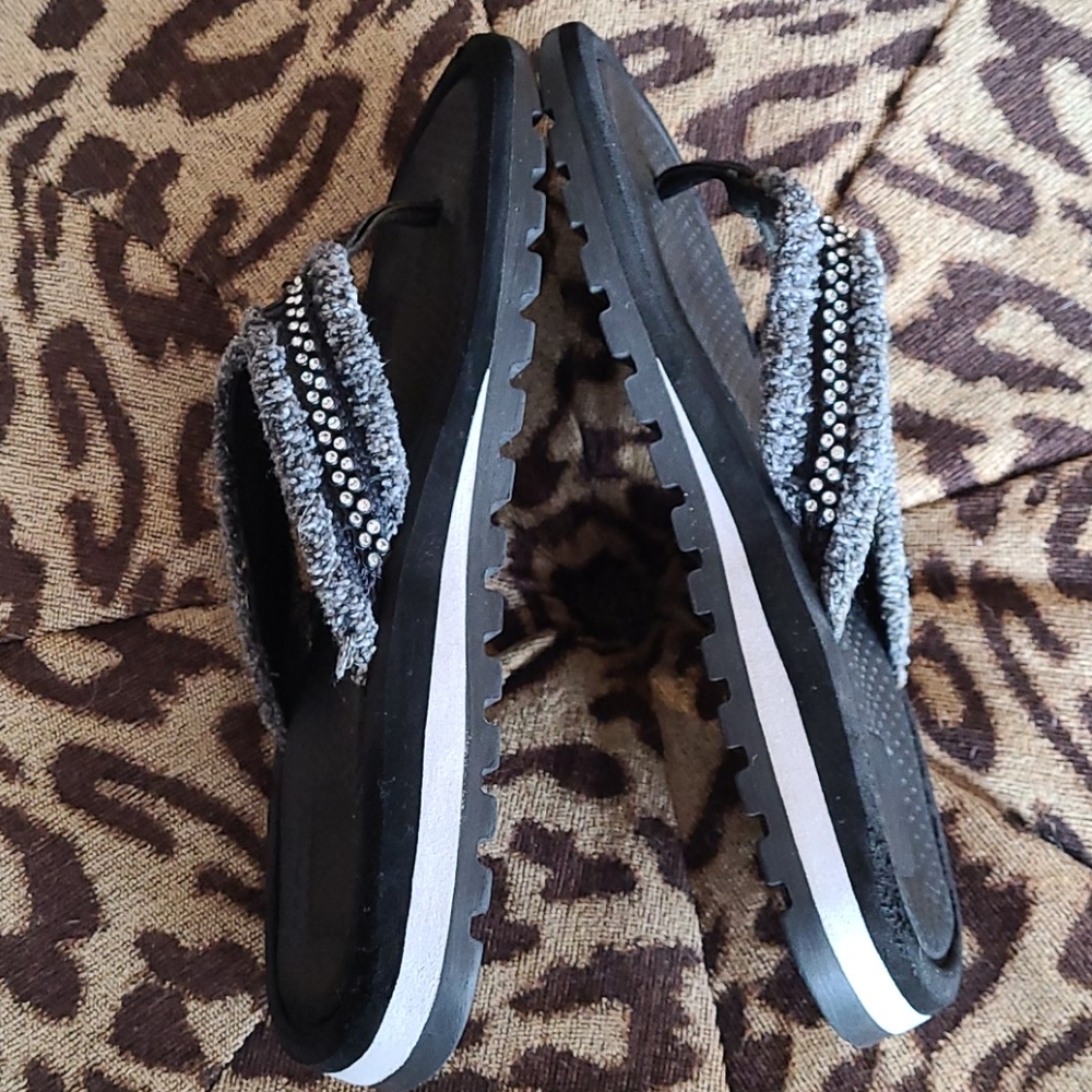 Skechers Sandals - Picture 3 of 12